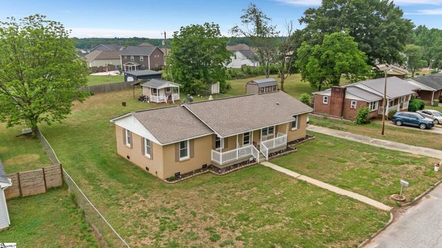 101 Redmond Drive, Fountain Inn, SC 29644