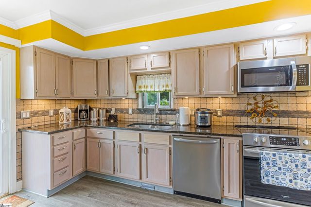 101 Redmond Drive, Fountain Inn, SC 29644