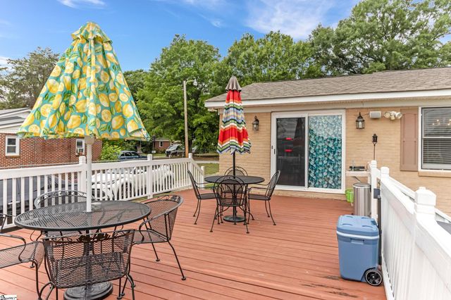 101 Redmond Drive, Fountain Inn, SC 29644