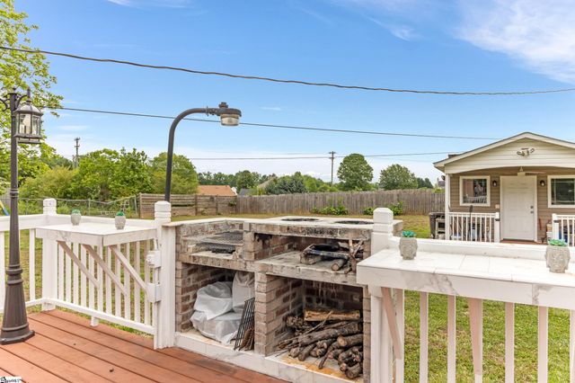 101 Redmond Drive, Fountain Inn, SC 29644