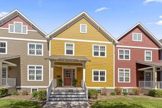 228 S JACKSON STREET, Green Bay, WI 54301