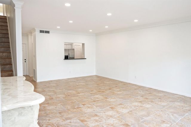 290 Wilcrest Drive, Houston, TX 77042