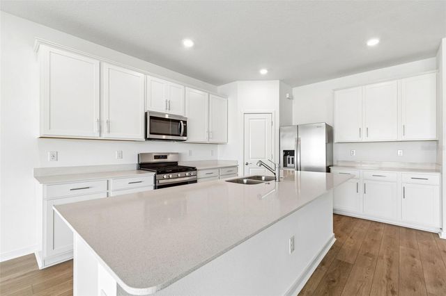 6669 ASBURY BARNES LANE, Wesley Chapel, FL 33545