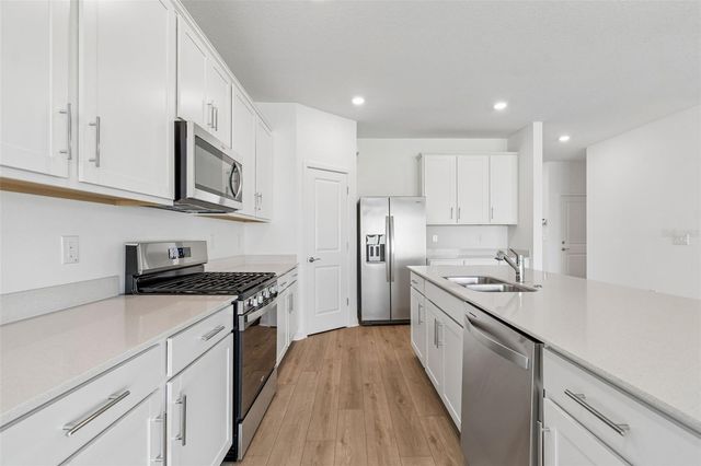 6669 ASBURY BARNES LANE, Wesley Chapel, FL 33545