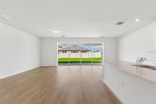6669 ASBURY BARNES LANE, Wesley Chapel, FL 33545