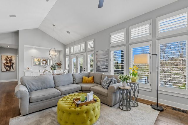 105 N Fawnwood, Wichita, KS 67235