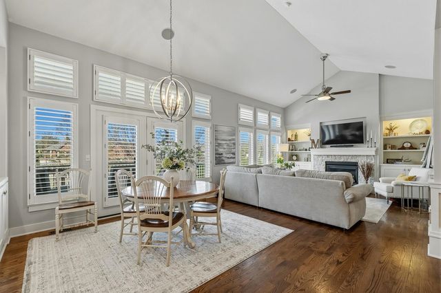 105 N Fawnwood, Wichita, KS 67235