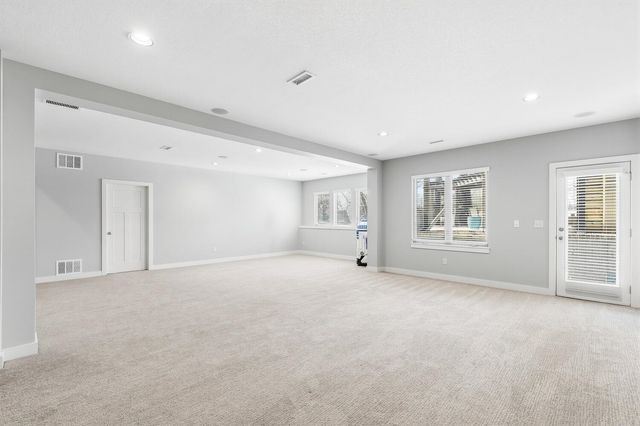 105 N Fawnwood, Wichita, KS 67235