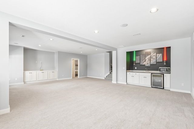 105 N Fawnwood, Wichita, KS 67235