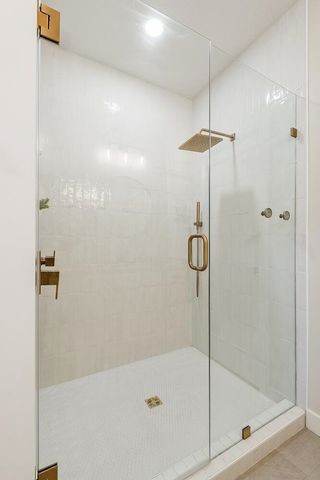 105 N Fawnwood, Wichita, KS 67235