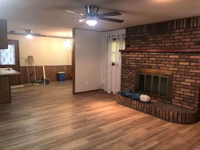 2995 Hubbard Road, Benton, AR 72019