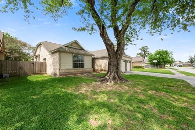 3207 Georgia Pine Dr Drive, Spring, TX 77373