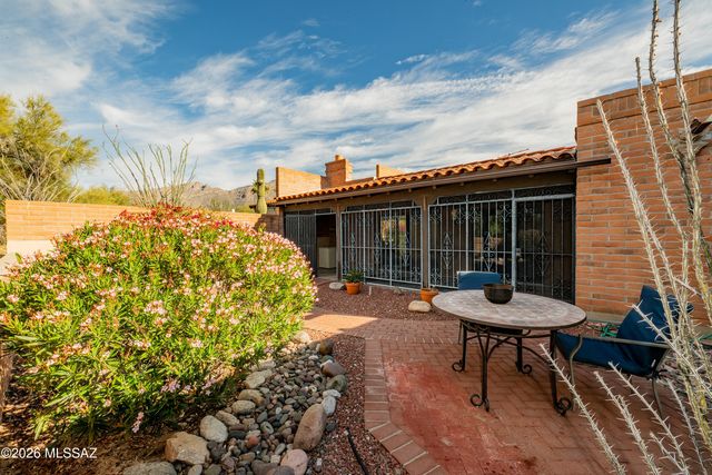5461 N Camino Del Penoso, Tucson, AZ 85750