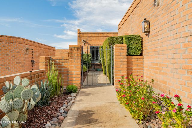 5461 N Camino Del Penoso, Tucson, AZ 85750