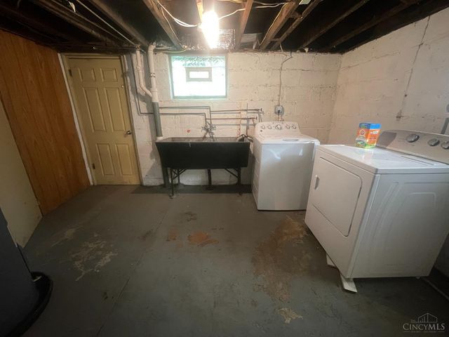 4448 Station Avenue, Cincinnati, OH 45232