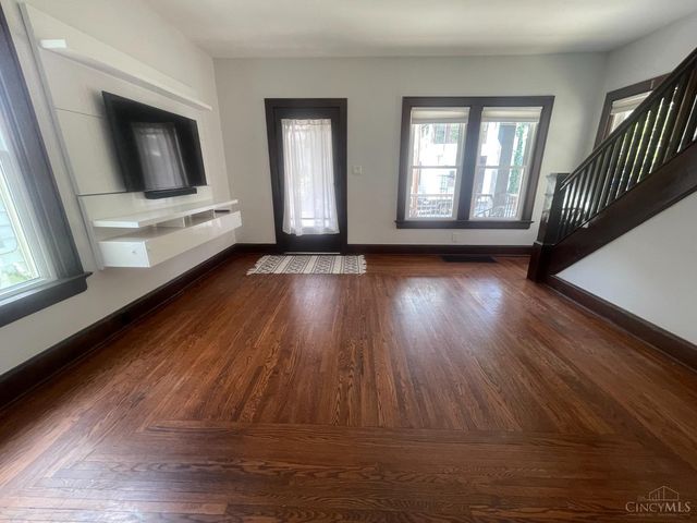 4448 Station Avenue, Cincinnati, OH 45232
