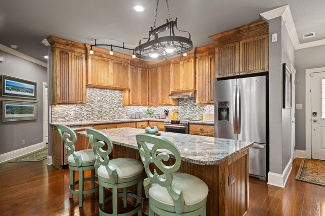 790 Buena Vista Rd, Hot Springs, AR 71913