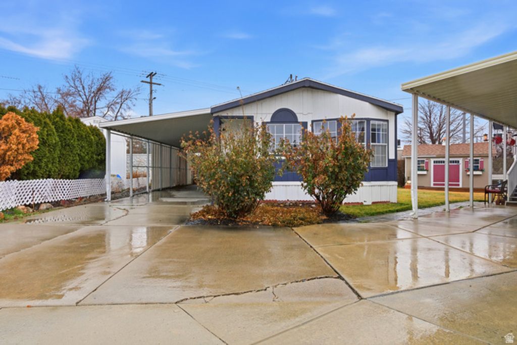 Image 3 of property listing at 150 W 7500 S #55, Midvale, UT 84047