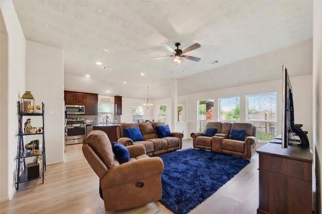 13415 Star Creek Lane, Rosharon, TX 77583