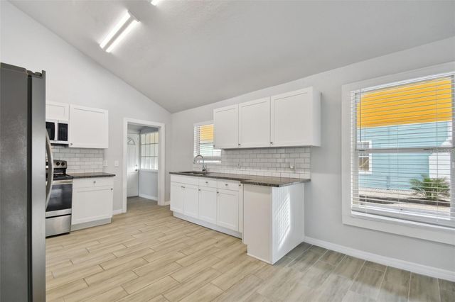 1415 10TH AVENUE W, Bradenton, FL 34205