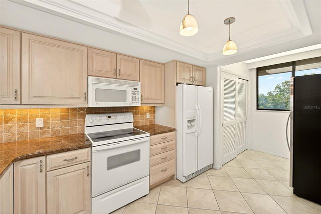 11590 SHIPWATCH DRIVE 446, Largo, FL 33774