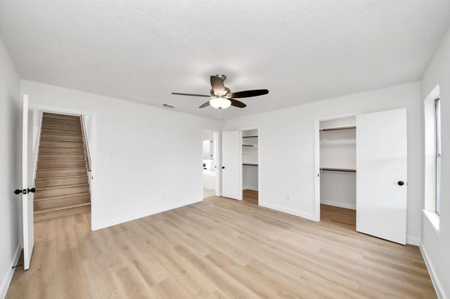 1911 Wildwood Ridge Drive, Missouri City, TX 77489