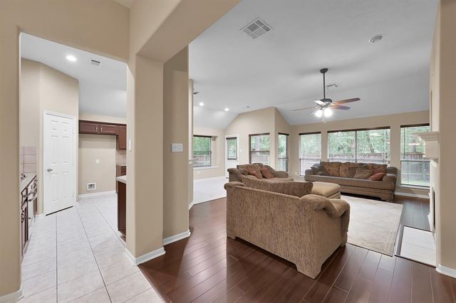87 N Veranda Ridge Drive, Spring, TX 77382
