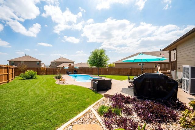 15114 Common Eider, San Antonio, TX 78253