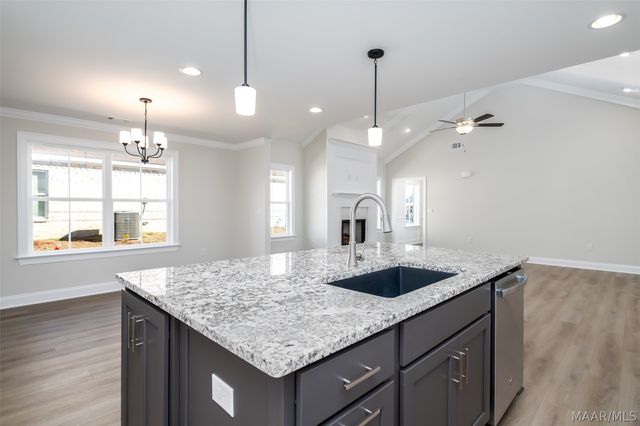 945 Pearl Drive, Prattville, AL 36066