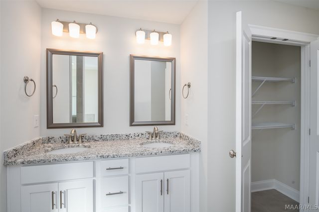 945 Pearl Drive, Prattville, AL 36066