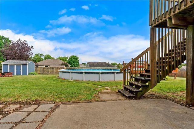 2227 W Ivory Circle, Excelsior Springs, MO 64024