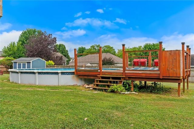 2227 W Ivory Circle, Excelsior Springs, MO 64024