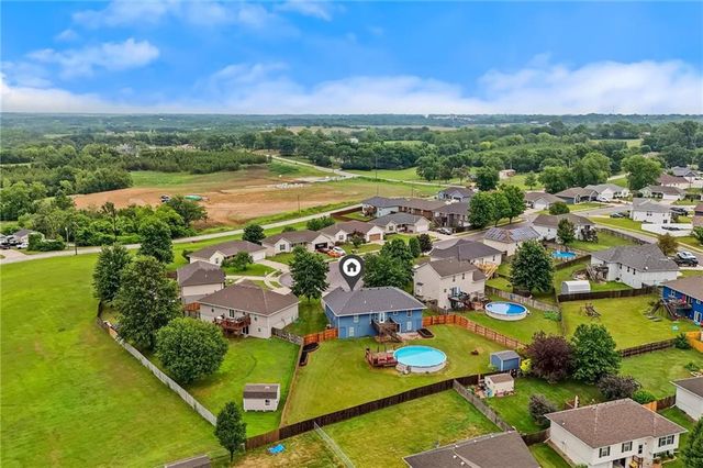 2227 W Ivory Circle, Excelsior Springs, MO 64024