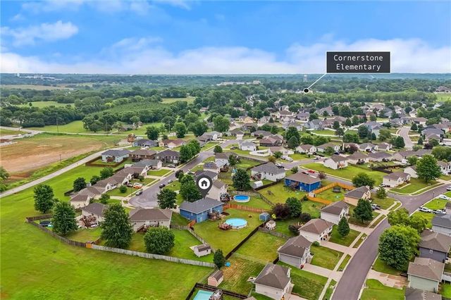 2227 W Ivory Circle, Excelsior Springs, MO 64024