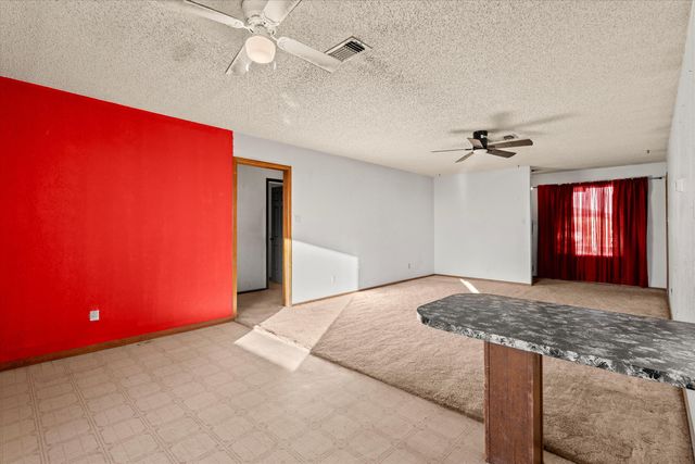 102 Eagle Avenue, Levelland, TX 79336