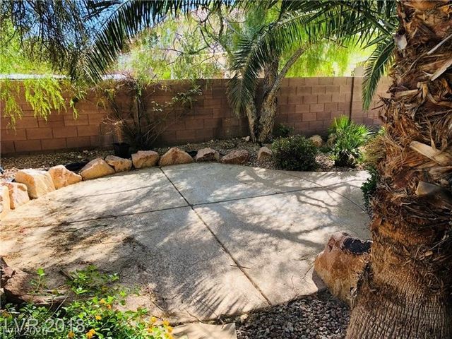 6610 GILDED LANTERN Avenue, Las Vegas, NV 89139