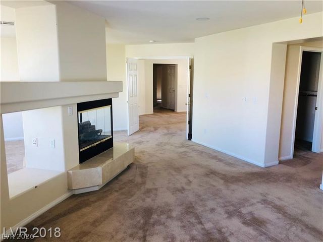 6610 GILDED LANTERN Avenue, Las Vegas, NV 89139