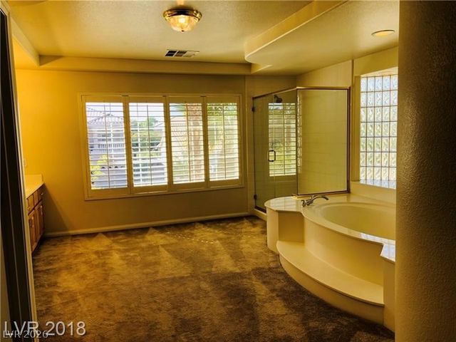 6610 GILDED LANTERN Avenue, Las Vegas, NV 89139