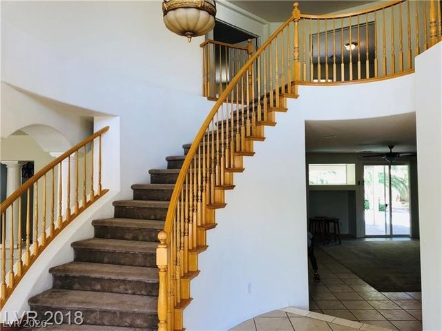 6610 GILDED LANTERN Avenue, Las Vegas, NV 89139