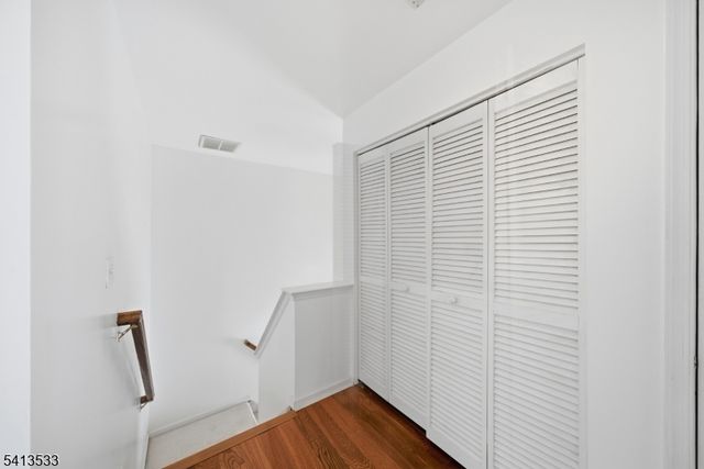 1108 Shadowlawn Dr, Green Brook Twp., NJ 08812