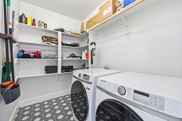 3215 Bill Harrod Street, Dallas, TX 75212