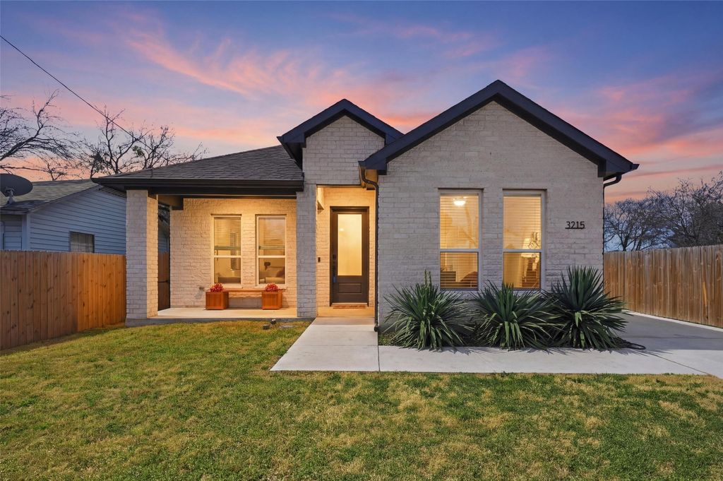 3215 Bill Harrod Street, Dallas, TX 75212