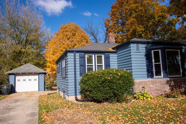 717 E Walworth AVENUE, Delavan, WI 53115