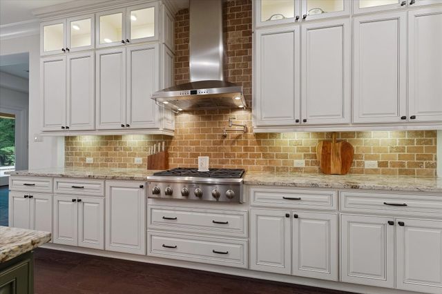 28733 Lakeside Green, Magnolia, TX 77355