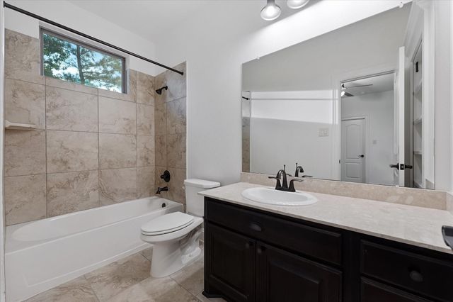 28733 Lakeside Green, Magnolia, TX 77355