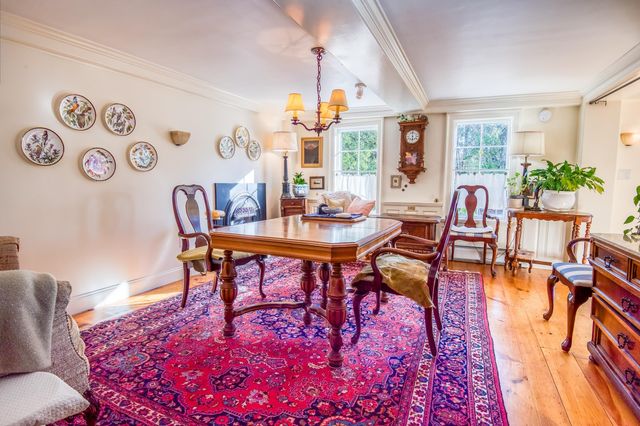 146 Calef Highway, Barrington, NH 03825