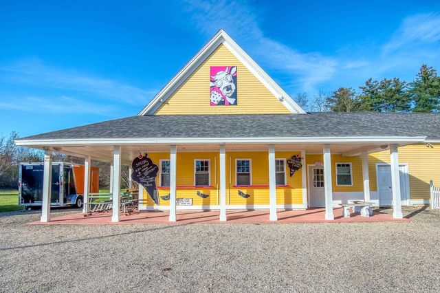 146 Calef Highway, Barrington, NH 03825