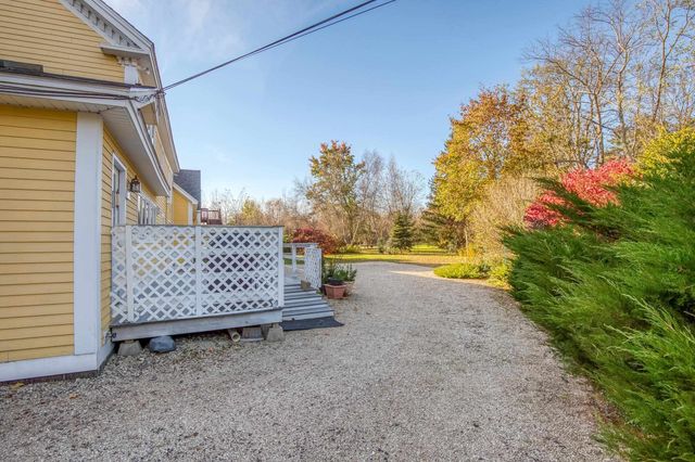 146 Calef Highway, Barrington, NH 03825