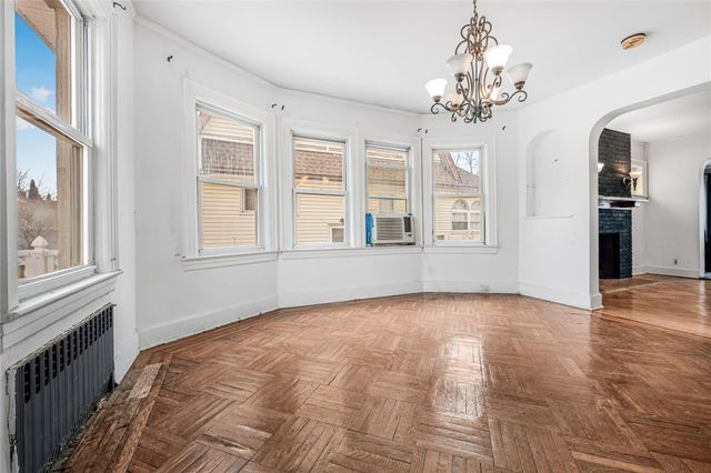 811 150th Street, Whitestone, NY 11357