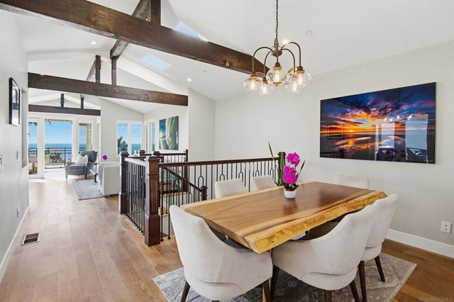 2111 Edinburg, Cardiff By The Sea, CA 92007